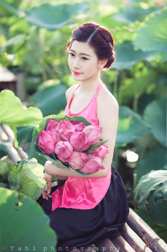 美女脱免费看挤奶口